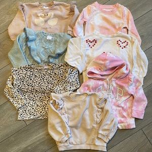 Girls Sweaters size 4 lot  Zara, Gap, Cat And Jack